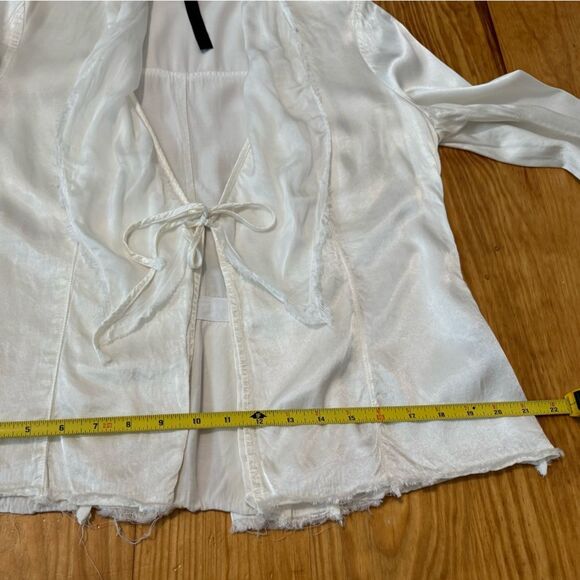 Jaga Satin Ivory Blazer Jacket Raw Hem Edges Womens SZ 1 (US 6) Tie Close Rayon - Picture 7 of 10